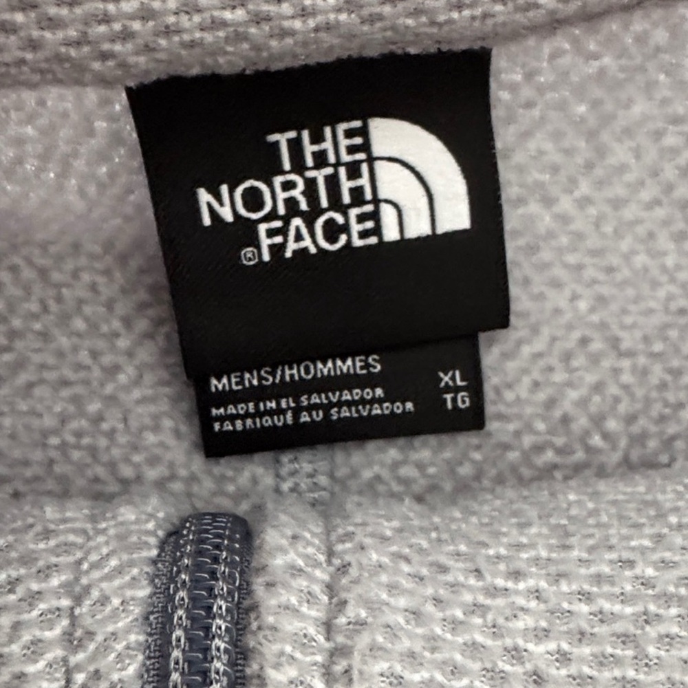Men's The North Face half-zip Sweater, XL - Picture 4 of 9